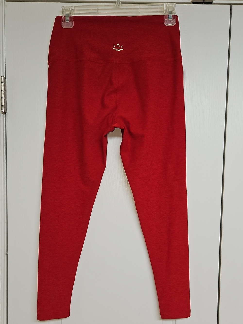 Beyond Yoga Red Mid Rise Leggings Size Large Athleisure Activewear Sports